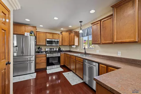 10142 Laramie Ln, Summerset, SD 57718 photo 5