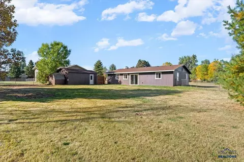 1206 Mac Ln, Spearfish, SD 57783 photo 3