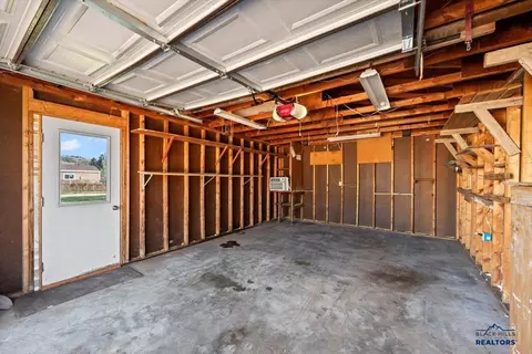 1206 Mac Ln, Spearfish, SD 57783 photo 21