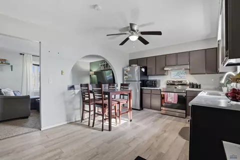 601 Hummingbird Cir, Box Elder, SD 57719 photo 6