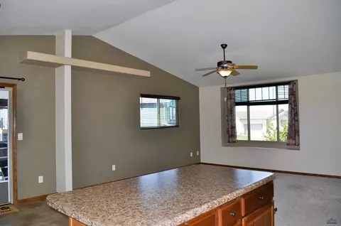 607 Airway Ct, Box Elder, SD 57719 photo 6