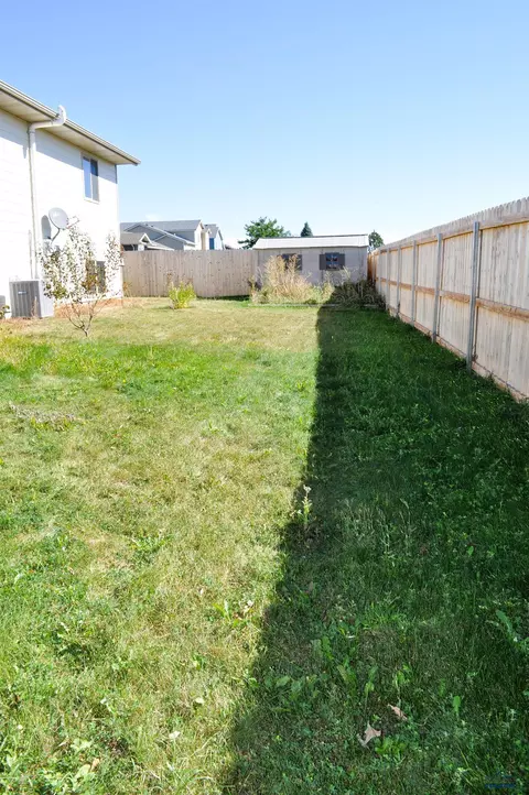 607 Airway Ct, Box Elder, SD 57719 photo 27