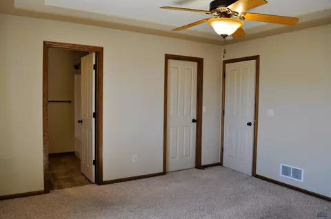 607 Airway Ct, Box Elder, SD 57719 photo 12