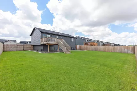 536 Bull Run Dr, Box Elder, SD 57719 photo 4