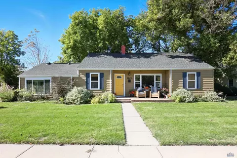 1821 Central Blvd, Rapid City, SD 57702