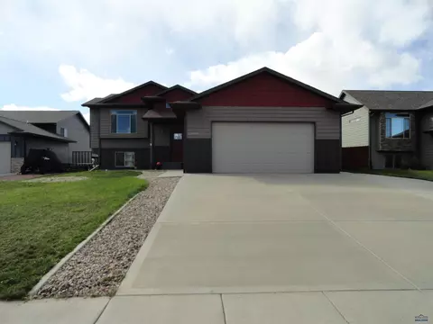 10049 Kaelem Ct, Summerset, SD 57718 photo 3