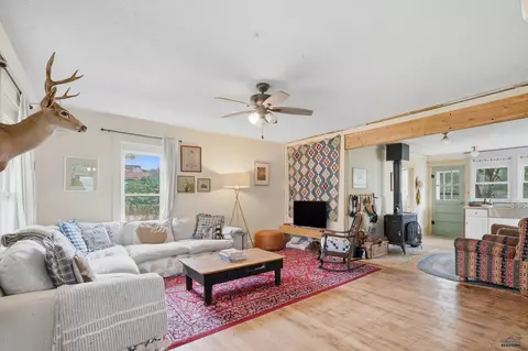 46 B St, Wasta, SD 57790 photo 4