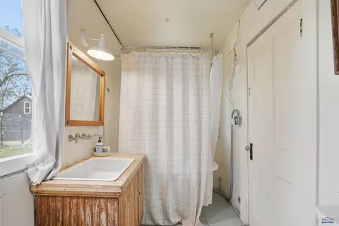 46 B St, Wasta, SD 57790 photo 23