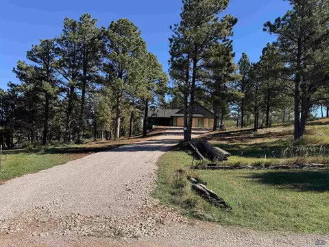 9508 Waldan Ln, Summerset, SD 57718 photo 3