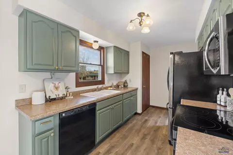 801 Glover St, Sturgis, SD 57785 photo 15