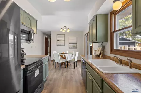 801 Glover St, Sturgis, SD 57785 photo 17