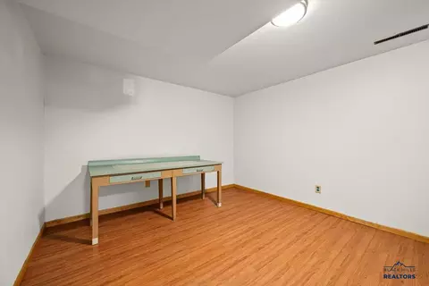 801 Glover St, Sturgis, SD 57785 photo 25