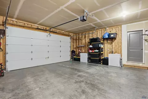404 Yelner Dr, Box Elder, SD 57719 photo 33