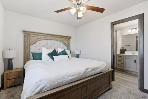 404 Yelner Dr, Box Elder, SD 57719 photo 13