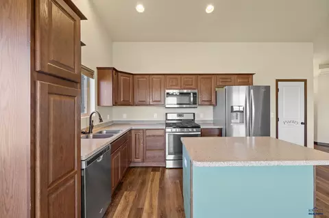 15019 Cody Ln, Box Elder, SD 57719 photo 9