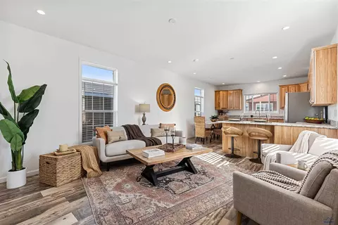 1717 E 44 E Philadelphia #HOME 44, Rapid City, SD 57703