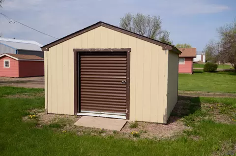 Other - 401 S Pine Ave, Presho, SD 57568 photo 2 of 4