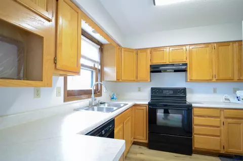 Kitchen - 401 S Pine Ave, Presho, SD 57568 photo 3 of 3
