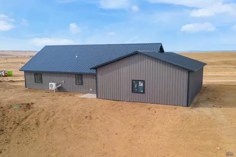 21905 150th St, Box Elder, SD 57719 photo 6