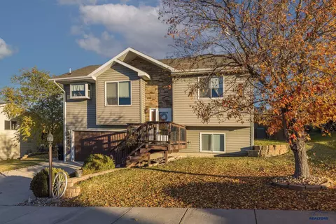 4814 Hansen Ln, Rapid City, SD 57703