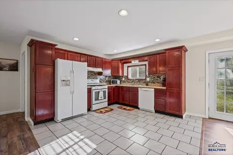 8063 Blucksberg Dr, Sturgis, SD 57785 photo 7