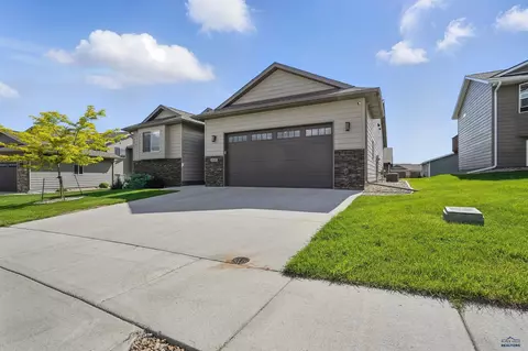 4528 Lahinch St, Rapid City, SD 57702