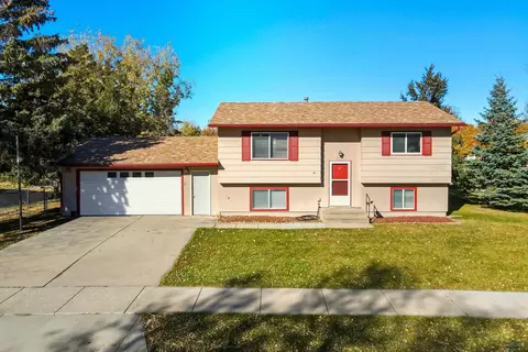 524 E Centennial, Rapid City, SD 57701