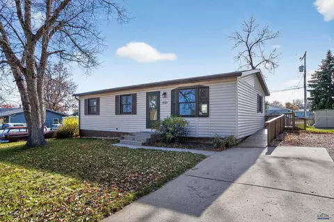 1510 Brentwood, Rapid City, SD 57701