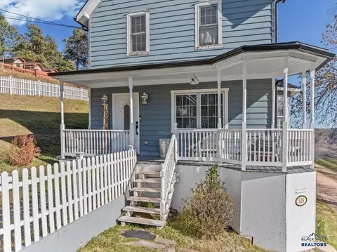 526 Crown St, Lead, SD 57754 photo 2