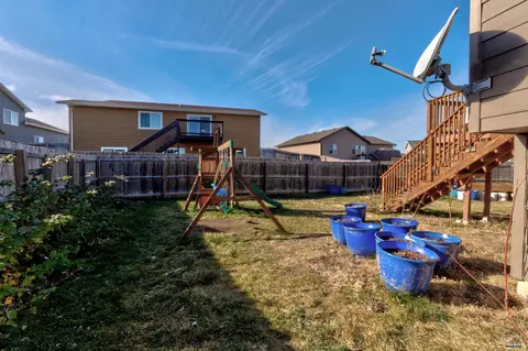 317 Bear Tooth Dr, Box Elder, SD 57719 photo 5