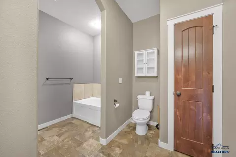 1722 Iron Horse Loop, Spearfish, SD 57783 photo 15