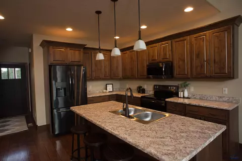 11132 Bogey Cir, Lead, SD 57754 photo 4