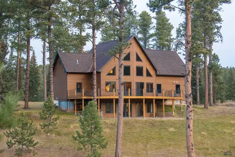 11132 Bogey Cir, Lead, SD 57754