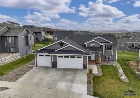 5317 Silverton St, Rapid City, SD 57703