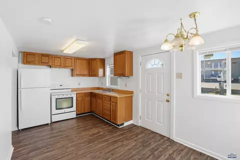 2030 Park Ave, Sturgis, SD 57785 photo 9