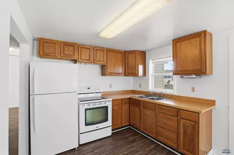 2030 Park Ave, Sturgis, SD 57785 photo 11