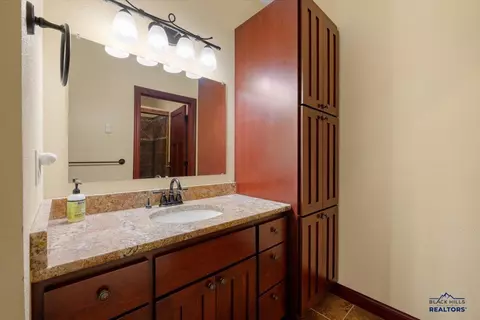 Bath - 11177 Alpine Cir, Lead, SD 57754 photo 4 of 6
