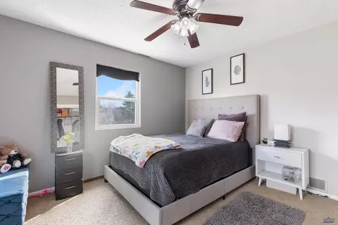 611 Cardinal Dr, Box Elder, SD 57719 photo 11