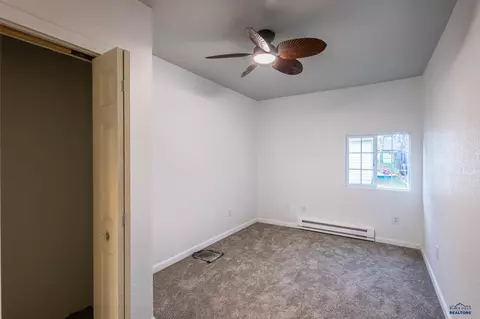 329 Elgin St, Spearfish, SD 57783 photo 10