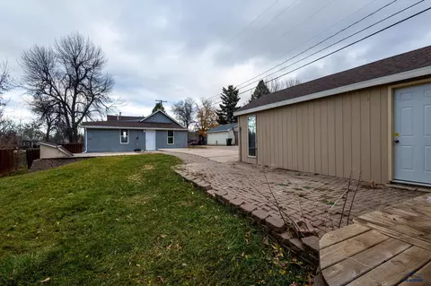 329 Elgin St, Spearfish, SD 57783 photo 25