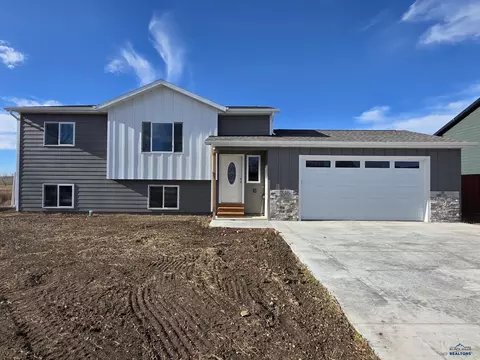 4071 Altor Ln, Rapid City, SD 57703