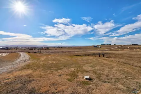 15034 Justice Rd, Box Elder, SD 57719 photo 3