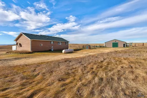 15034 Justice Rd, Box Elder, SD 57719 photo 2