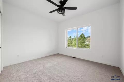 Bedroom - 1606 Oak Crest Ct, Spearfish, SD 57783 photo 3 of 6