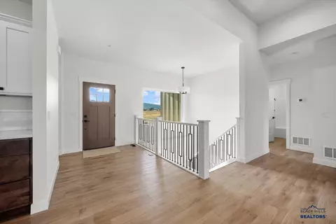 Entry Way - 1606 Oak Crest Ct, Spearfish, SD 57783 photo 1 of 3
