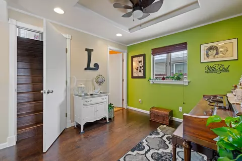 Entry Way - 202 E Rogers St, Bison, SD 57620 photo 2 of 3