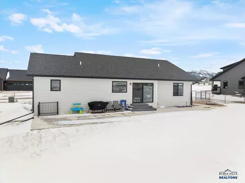 2334 Talisker Ave, Spearfish, SD 57783 photo 5
