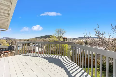 1613 Elk Ct, Sturgis, SD 57785 photo 6