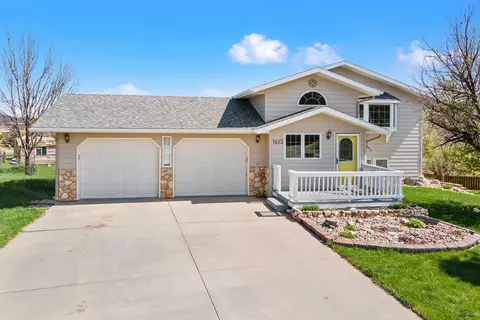 1613 Elk Ct, Sturgis, SD 57785 photo 3