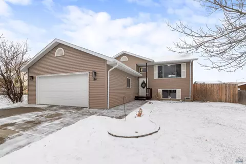 134 Adonia Ln, Rapid City, SD 57701